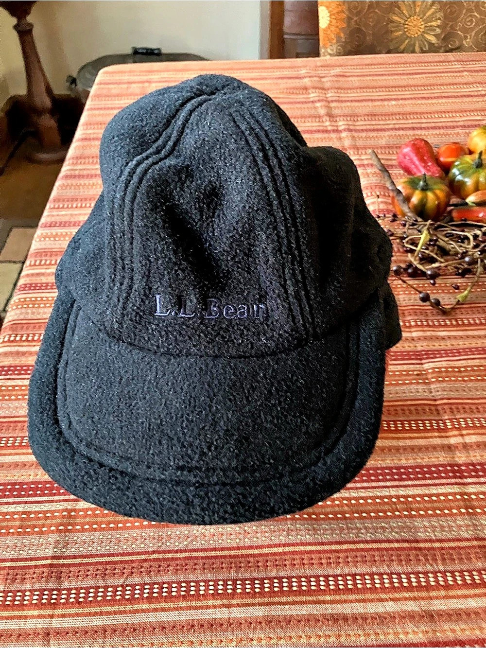 L.L.Bean Mountain Classic Fleece Ear Flap Cap Black